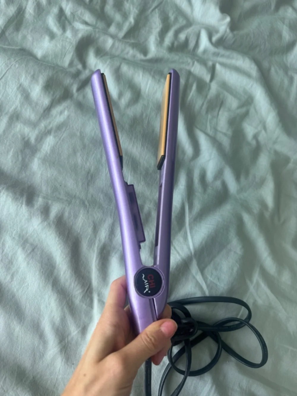 CHI Air Classic Tourmaline Ceramic 1” Hairstyling Iron in Midnight Violet